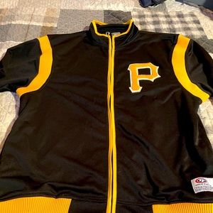 Pittsburgh Pirates zip up jacket. Great pre owned condition. Size Large